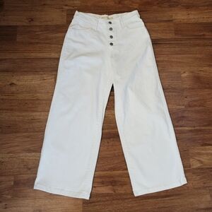 Women's White High-Waisted Jeans